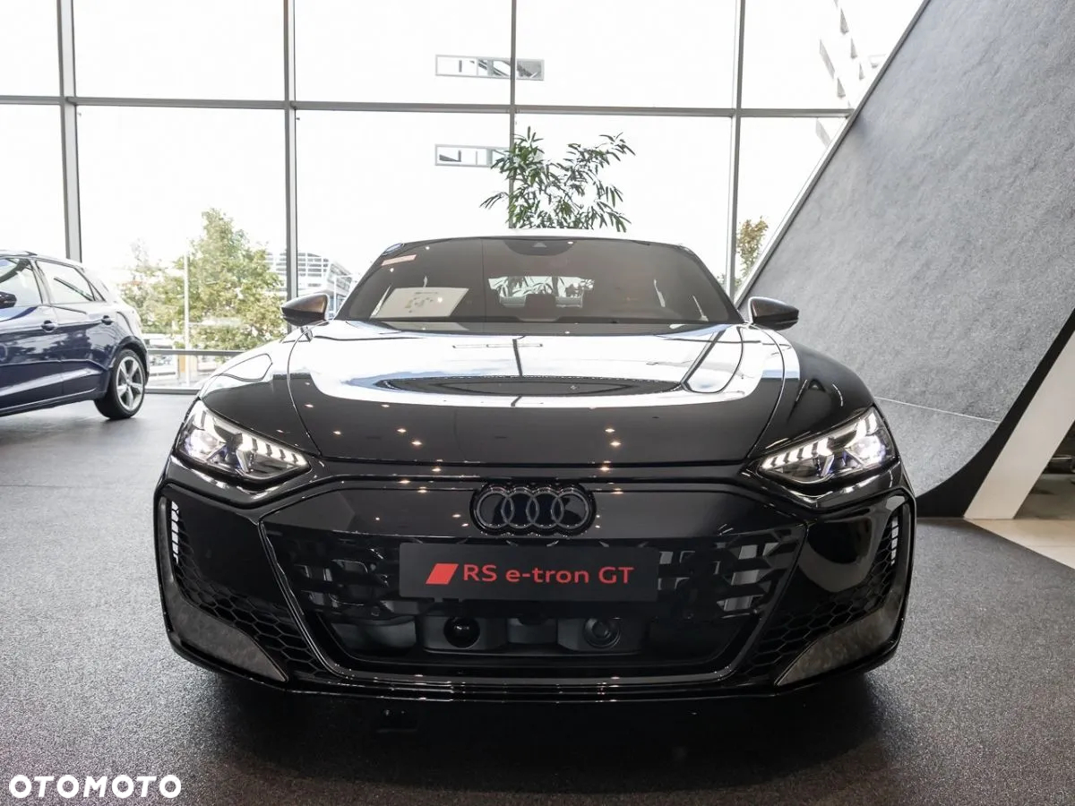 Audi e-tron GT 105kWh RS Performance Quattro - 2