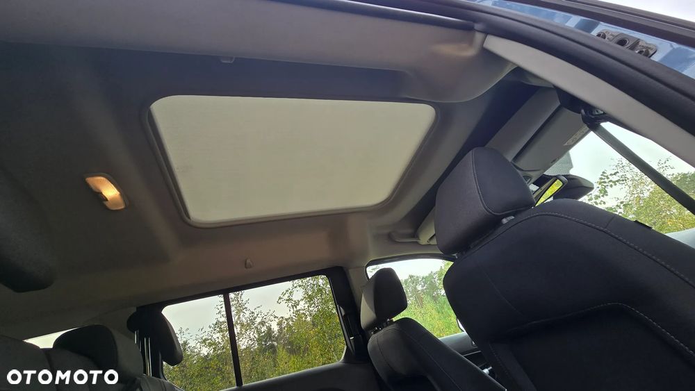 Ford Tourneo Connect - 17