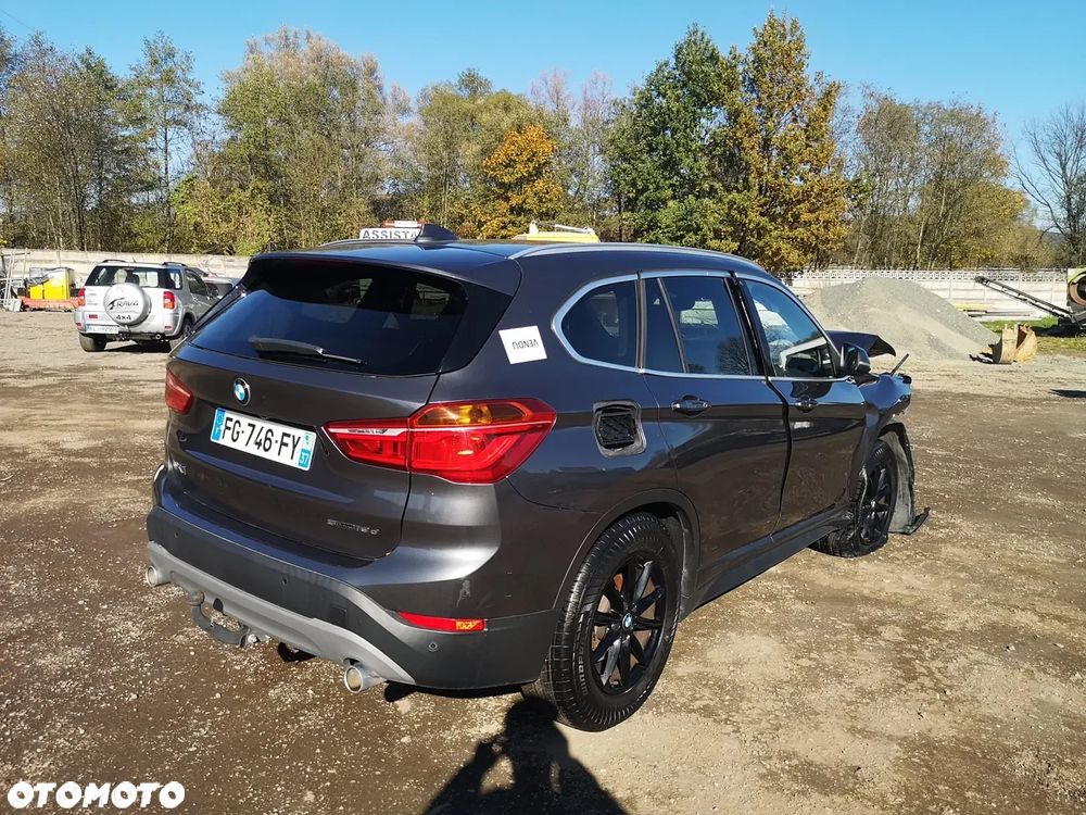BMW X1 sDrive18d Advantage sport - 3