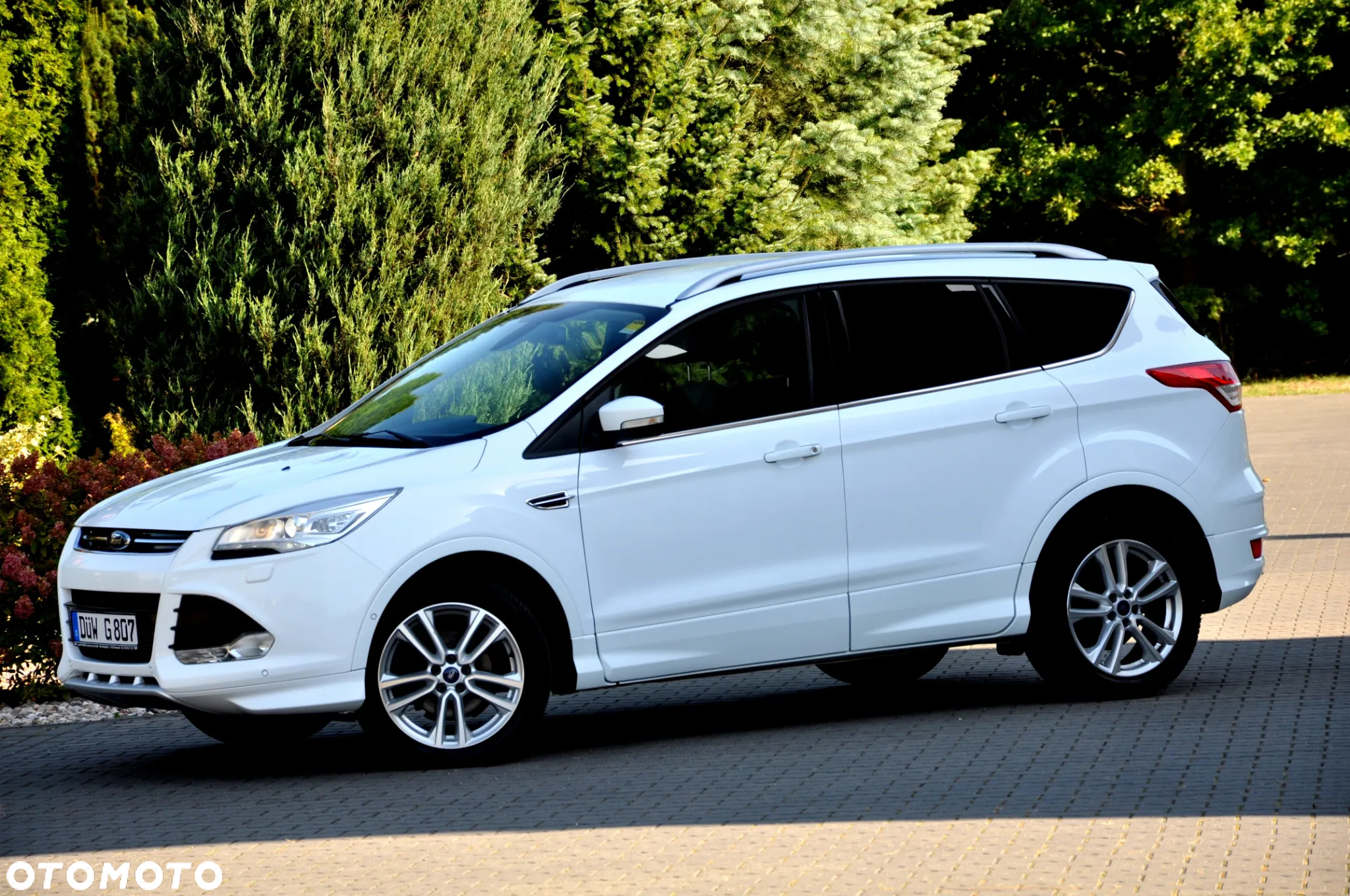 Ford Kuga 1.6 EcoBoost 2x4 Individual - 4
