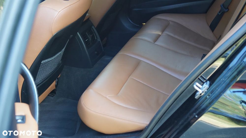 BMW Seria 3 320d Luxury Line - 20