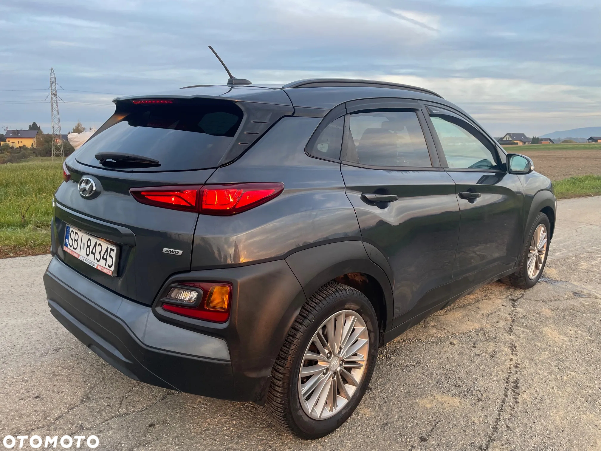 Hyundai Kona 1.6 T-GDI DCT 4WD Premium - 3