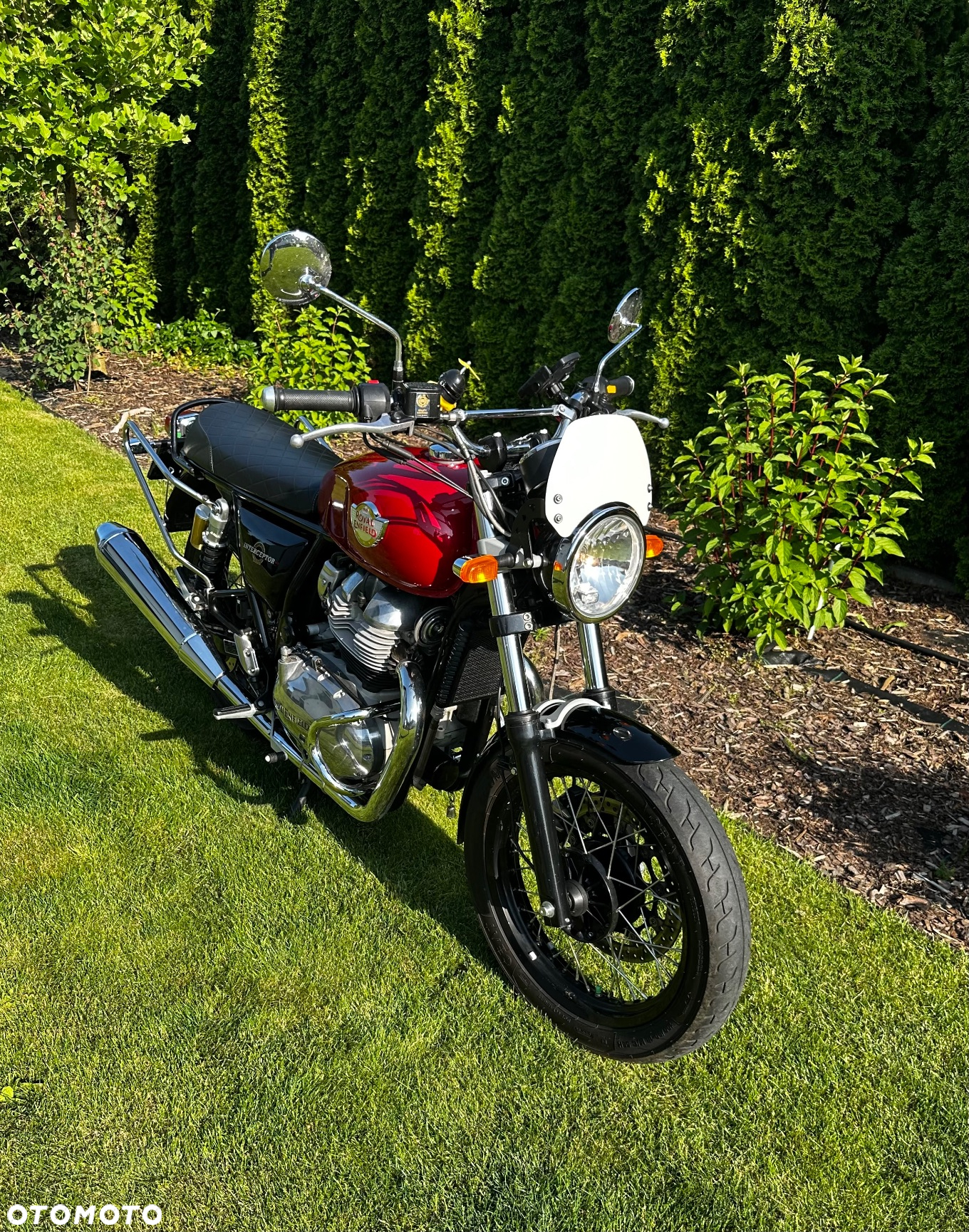 Royal Enfield Interceptor - 3