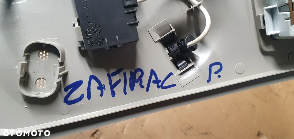 Lampka podsufitki oświetlenie kabiny Opel Zafira C 13366482 13309524 - 8