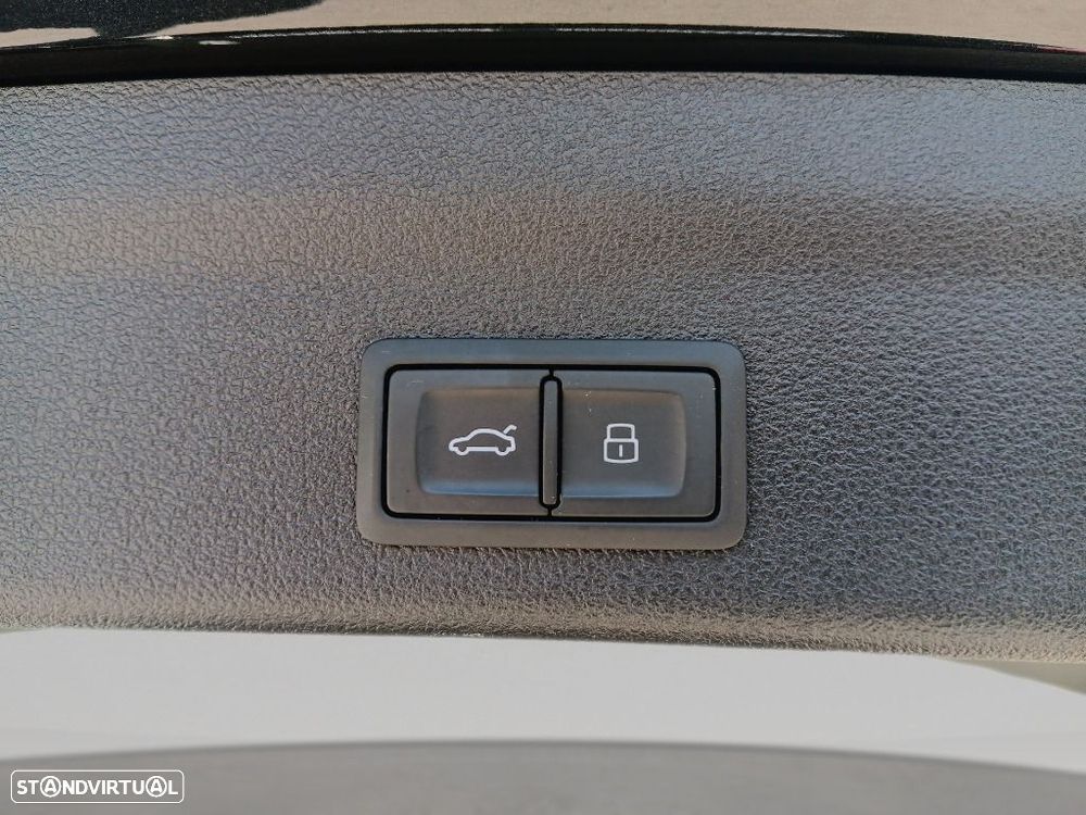 Audi A6 Avant 40 TDI Sport S tronic - 33