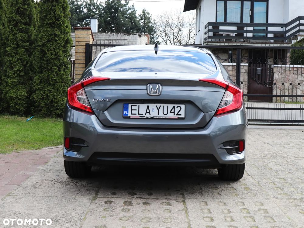 Honda Civic 1.5 i-VTEC Turbo CVT Prestige - 13