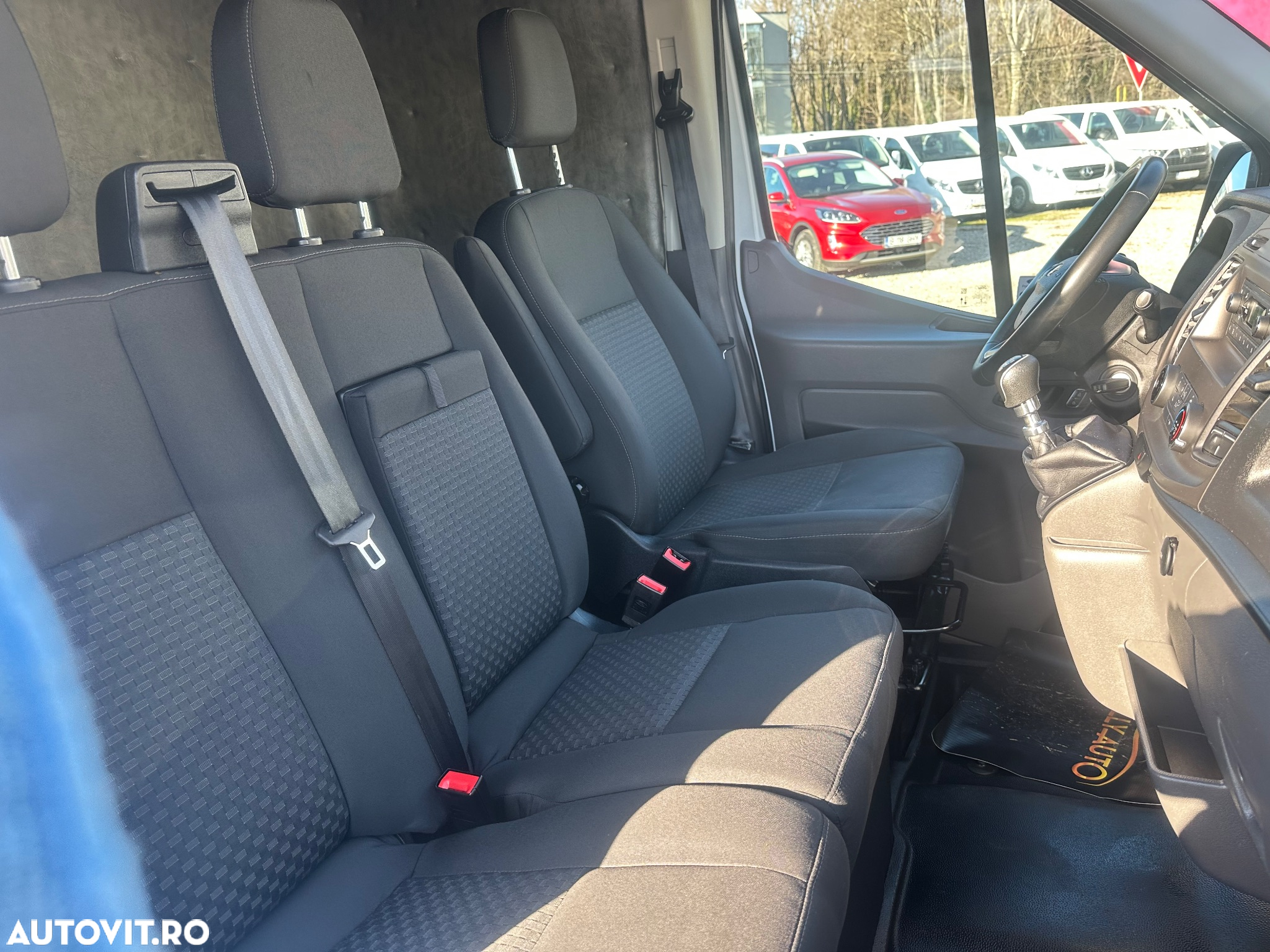 Ford Transit - 7