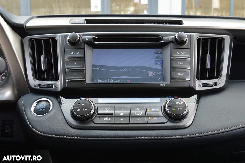 Toyota RAV4 2.2 D-4D 4x4 Automatik Edition - 19