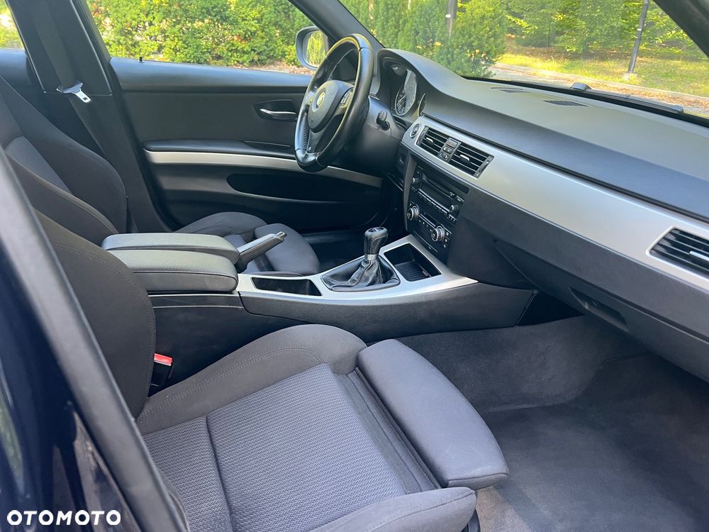BMW Seria 3 - 19
