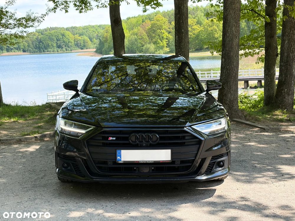 Audi S8 - 3