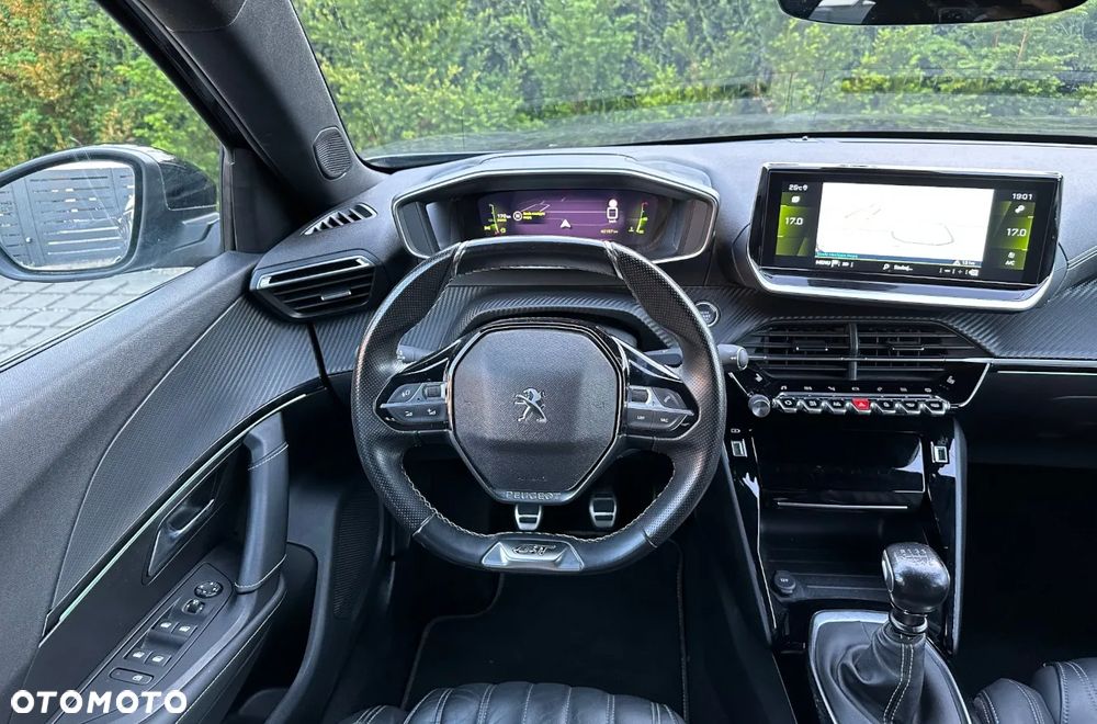 Peugeot 2008 1.2 PureTech GT Line S&S - 14