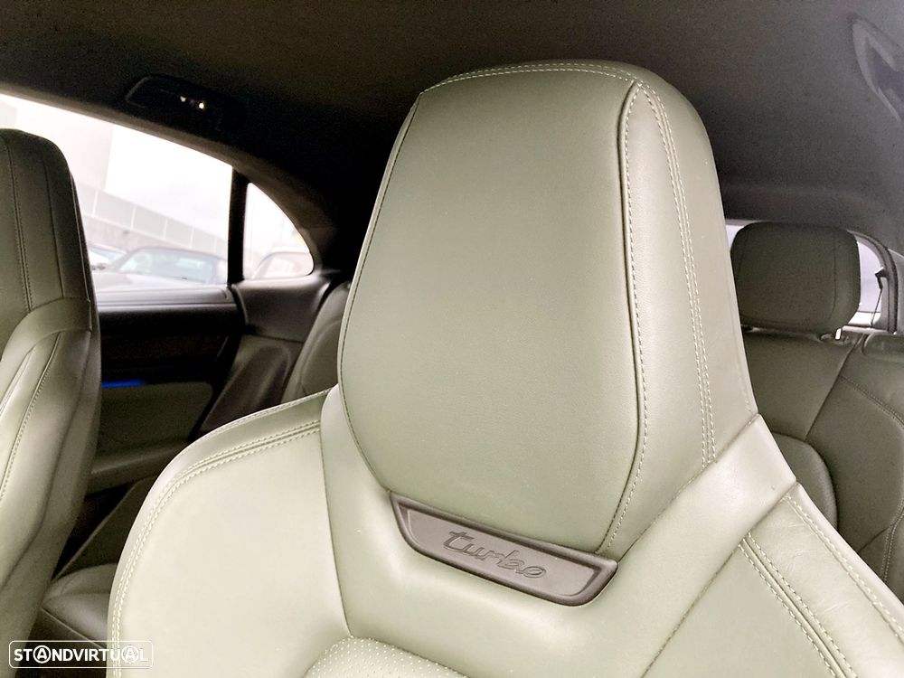 Porsche Macan Electric Turbo - 23