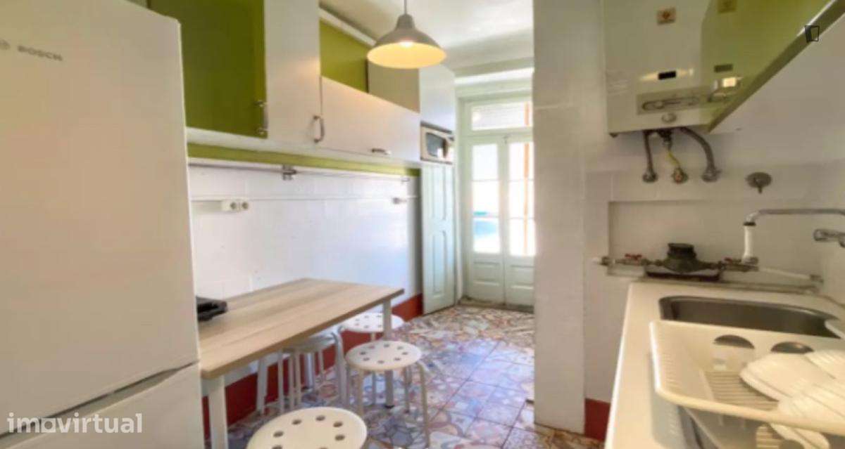 Quarto - localizado em Arroios Lisbon - Grande imagem: 4/7