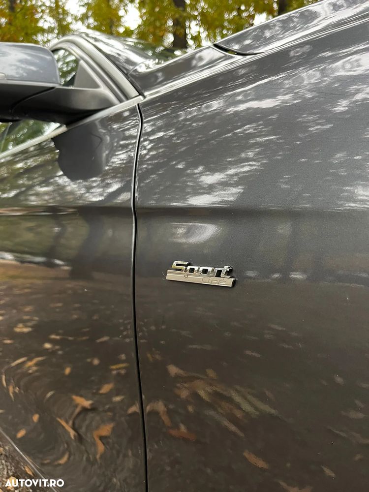 BMW Seria 3 318d Touring Aut. Sport Line - 11