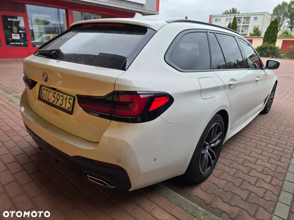 BMW Seria 5 520d Efficient Dynamics M Sport sport - 4