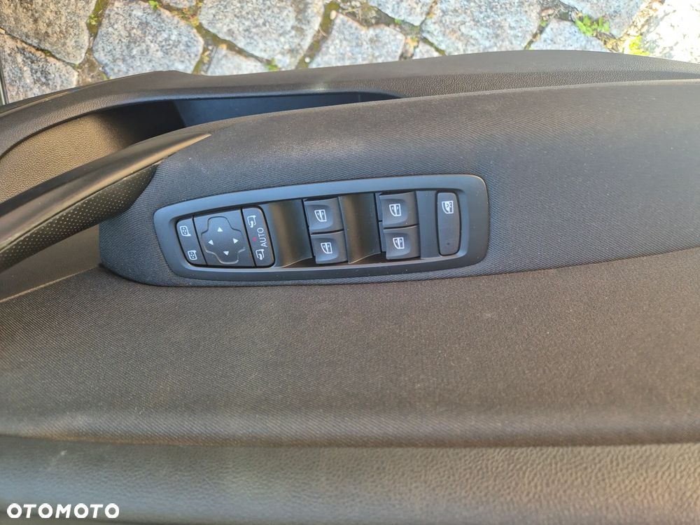 Renault Megane ENERGY TCe 130 EDC BUSINESS - 11