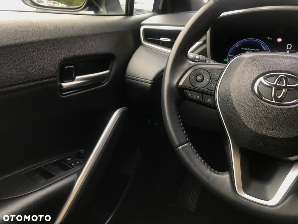 Toyota Corolla Cross 2.0 Hybrid Comfort - 24