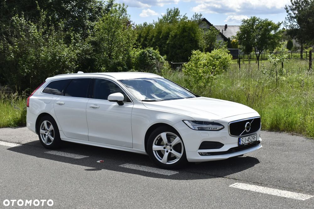 Volvo V90 D4 Momentum Pro - 23