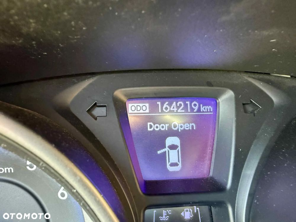 Hyundai i30 1.4 Trend - 9