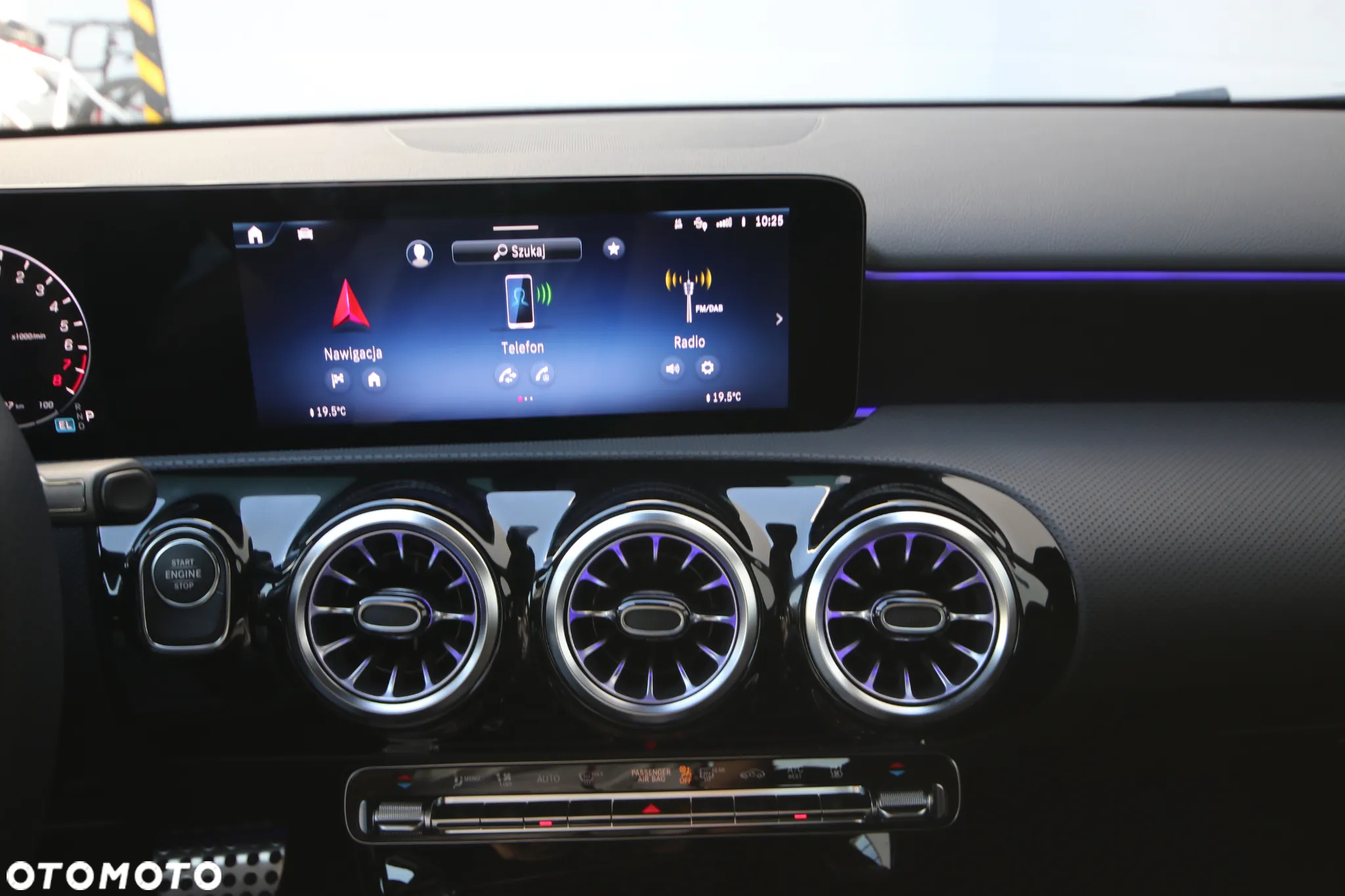 Mercedes-Benz Klasa A 250 e PHEV AMG Line 8G-DCT - 19