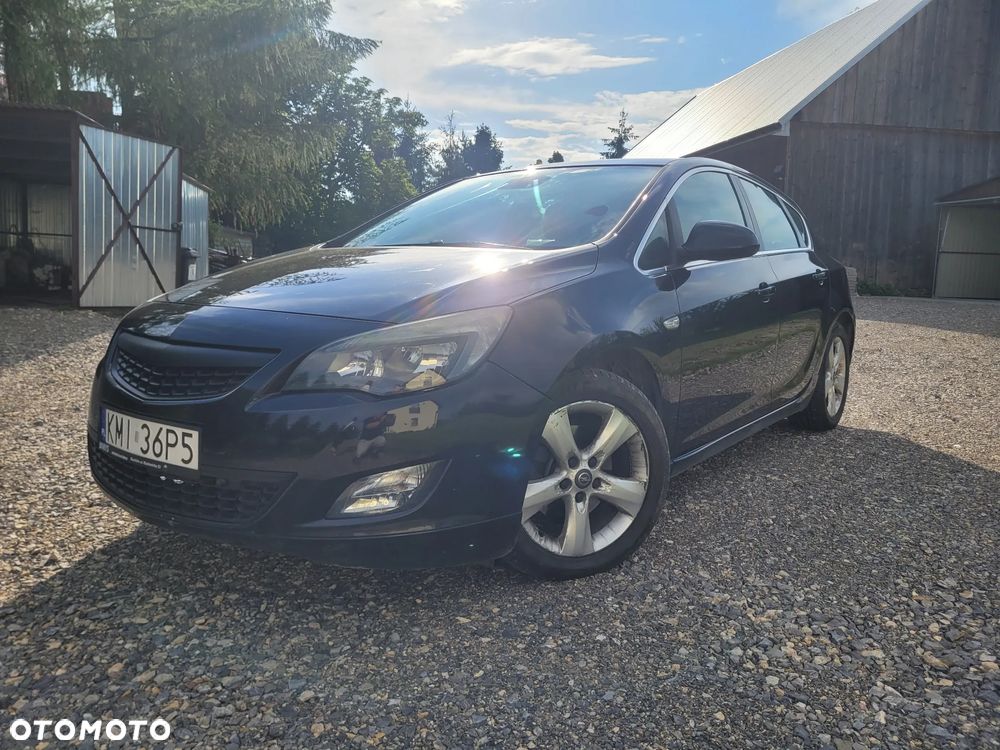Opel Astra 2.0 CDTI Cosmo - 3