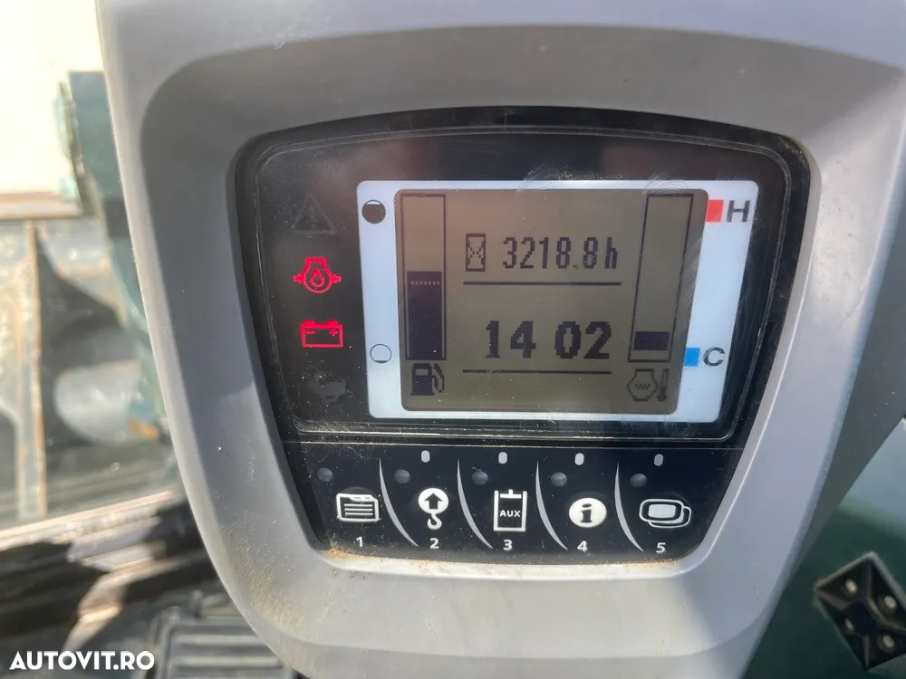 Kubota U48-4 - 18
