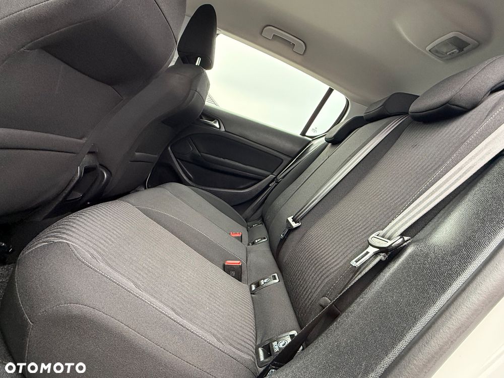 Peugeot 308 1.6 e-HDi Allure S&S - 15