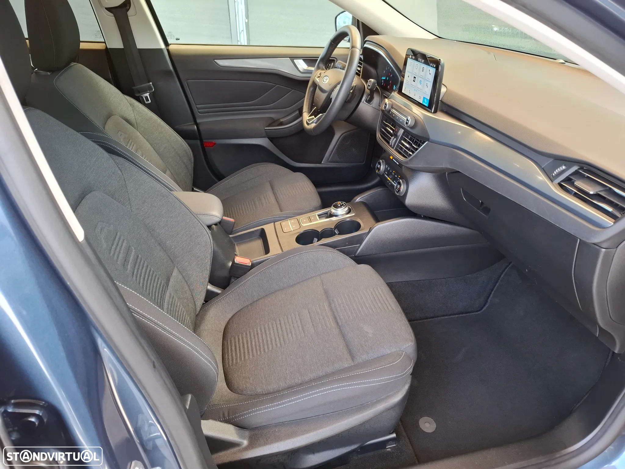 Ford Focus 1.0 EcoBoost Active X Aut. - 27