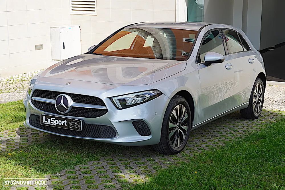 Mercedes-Benz A 250 e Style Plus - 3
