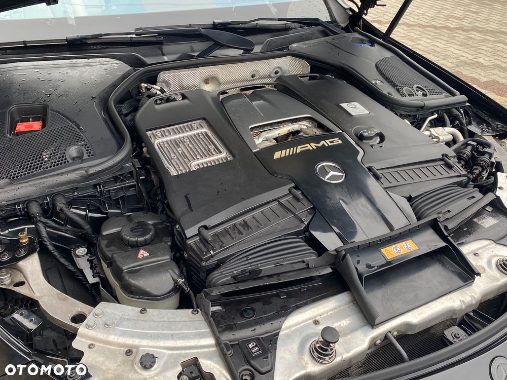 Mercedes-Benz Klasa E - 15