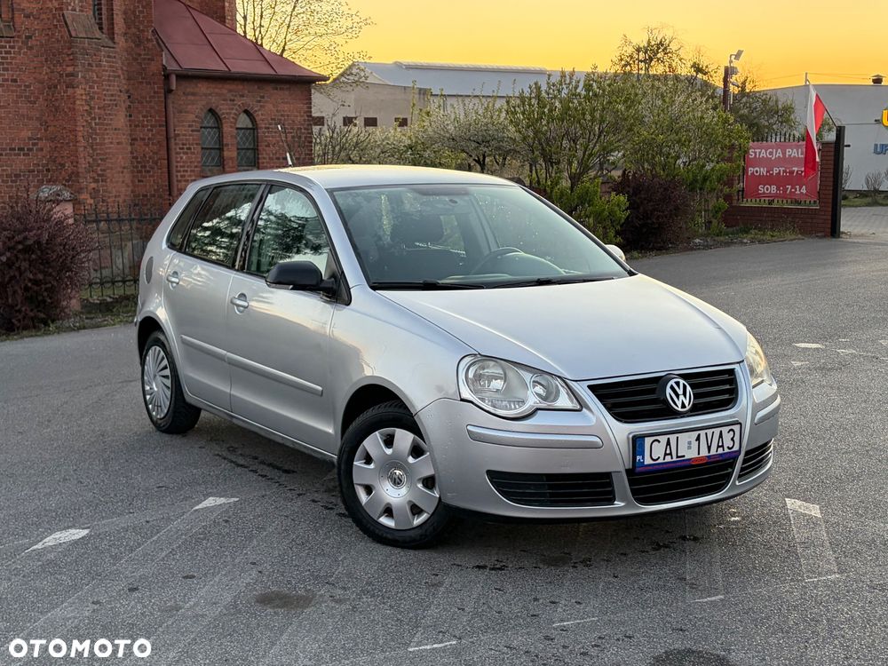 Volkswagen Polo - 2