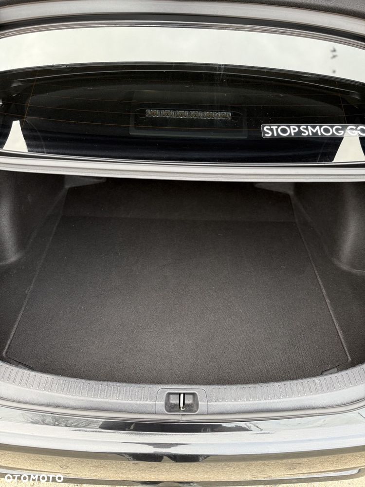 Toyota Corolla 1.8 Hybrid Executive - 35