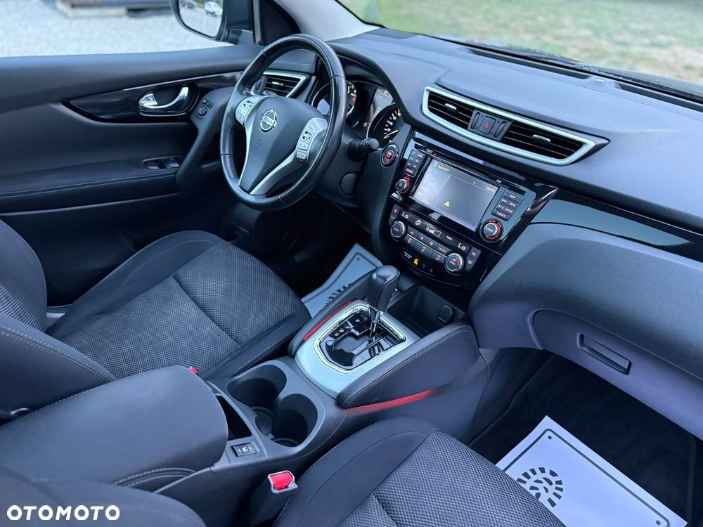 Nissan Qashqai 1.2 DIG-T Xtronic ACENTA - 12