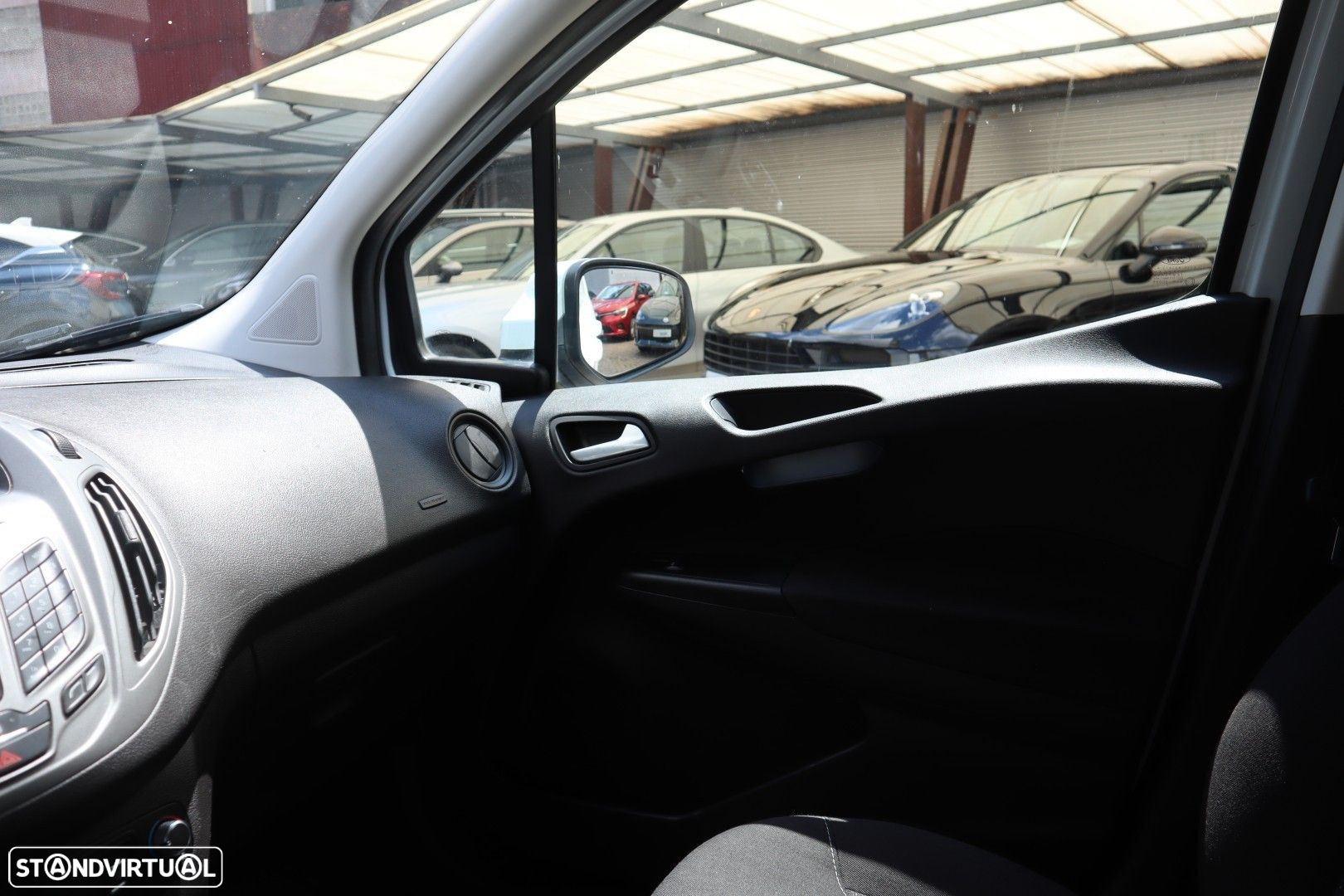 Ford Transit Courier 1.5 TDCi Trend - 35