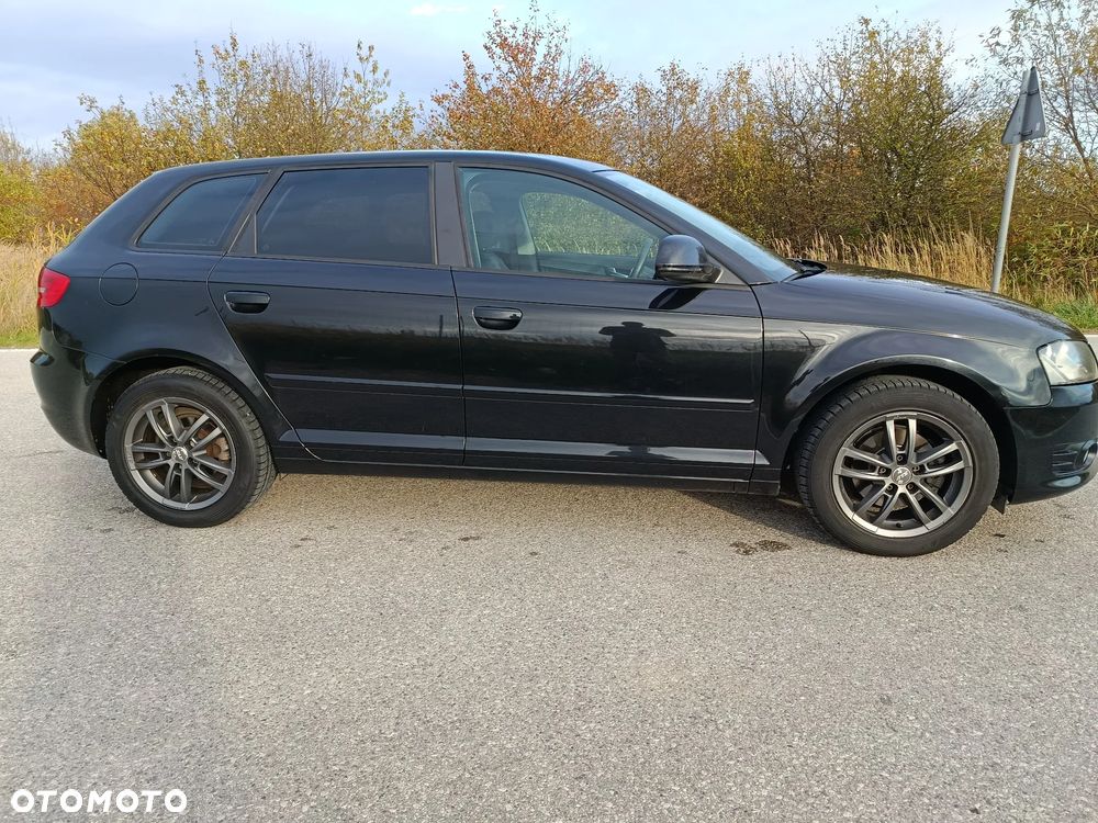 Audi A3 Sportback - 7
