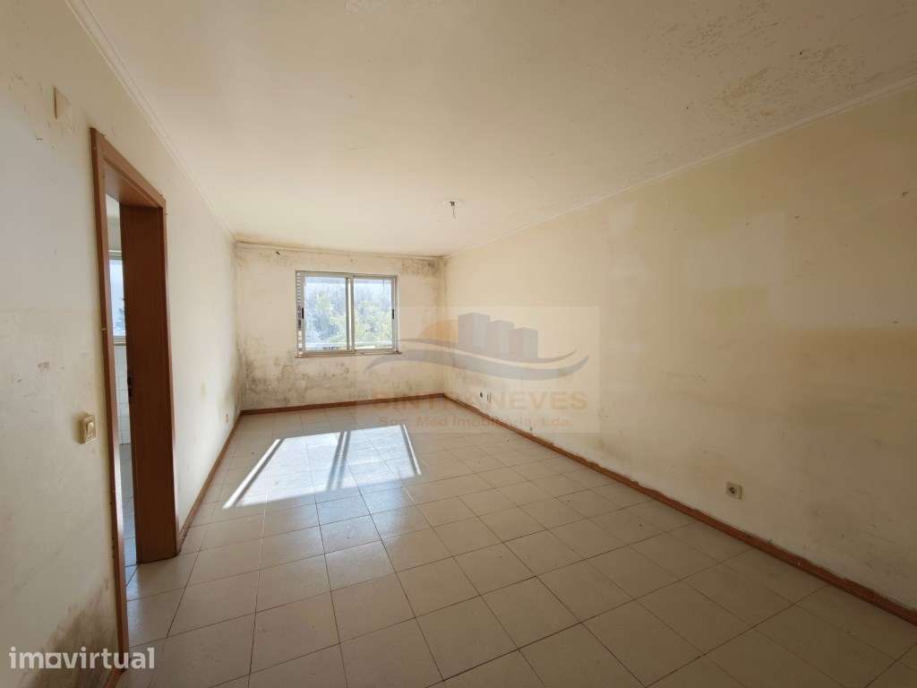 T0 para transformar em T1 na Amadora, Casal de São Brás - Grande imagem: 3/7