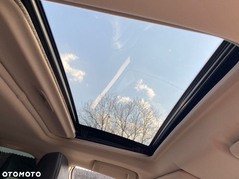 Mitsubishi Outlander - 20