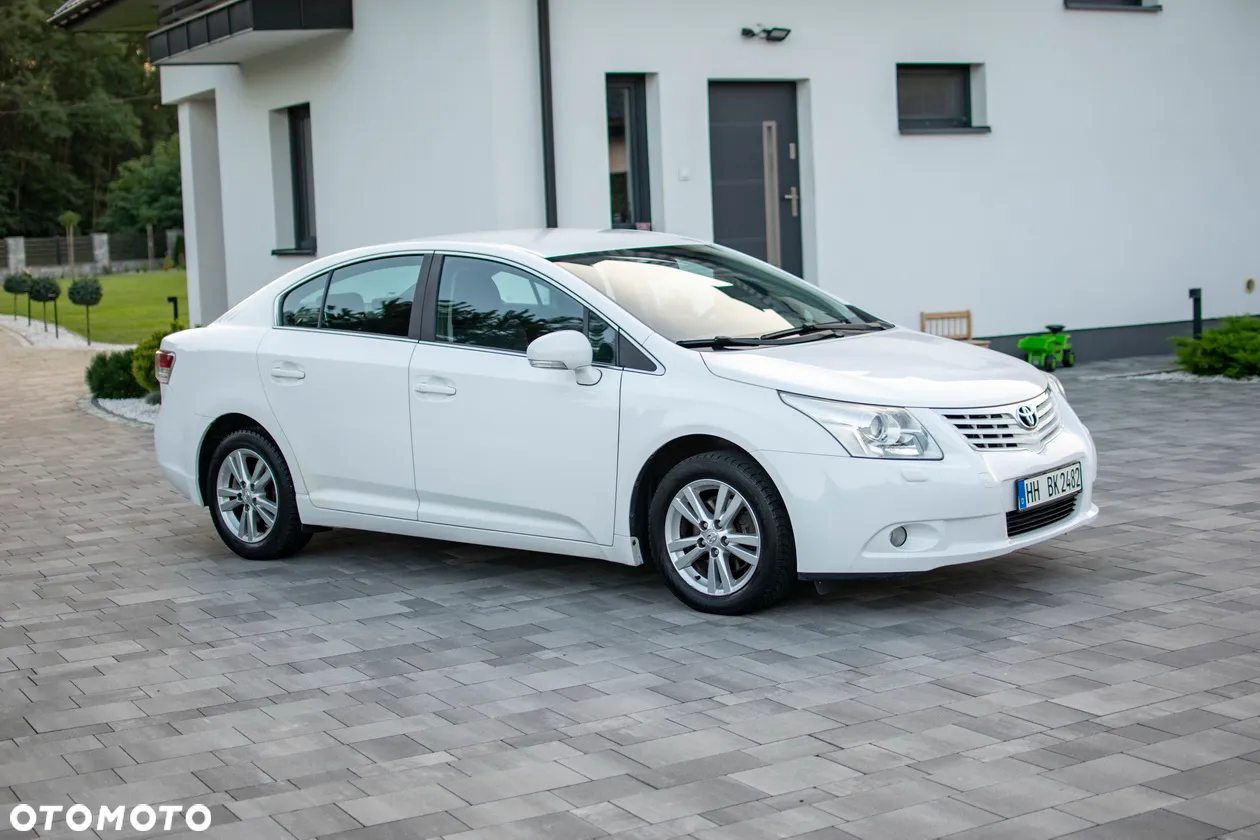 Toyota Avensis - 5
