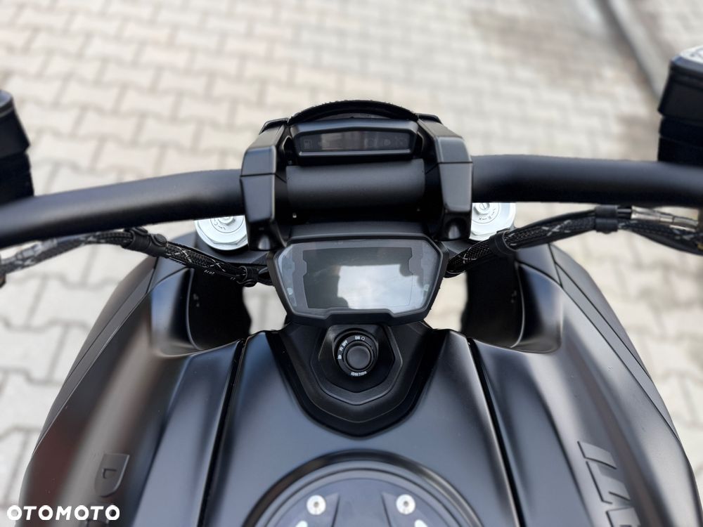 Ducati Diavel - 29