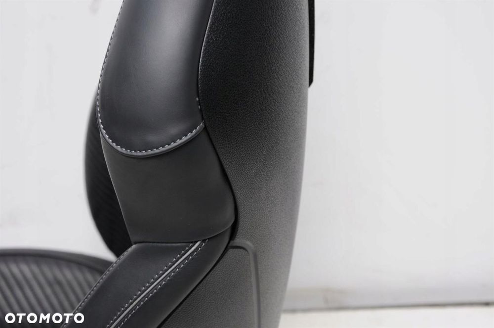 MERCEDES AMG GT C190 FOTELE SKÓRA GRZANE PAMIĘC EL - 4