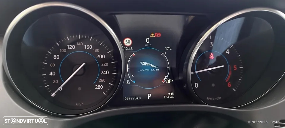 Jaguar F-Pace 2.0 i4D Prestige AWD Aut. - 18
