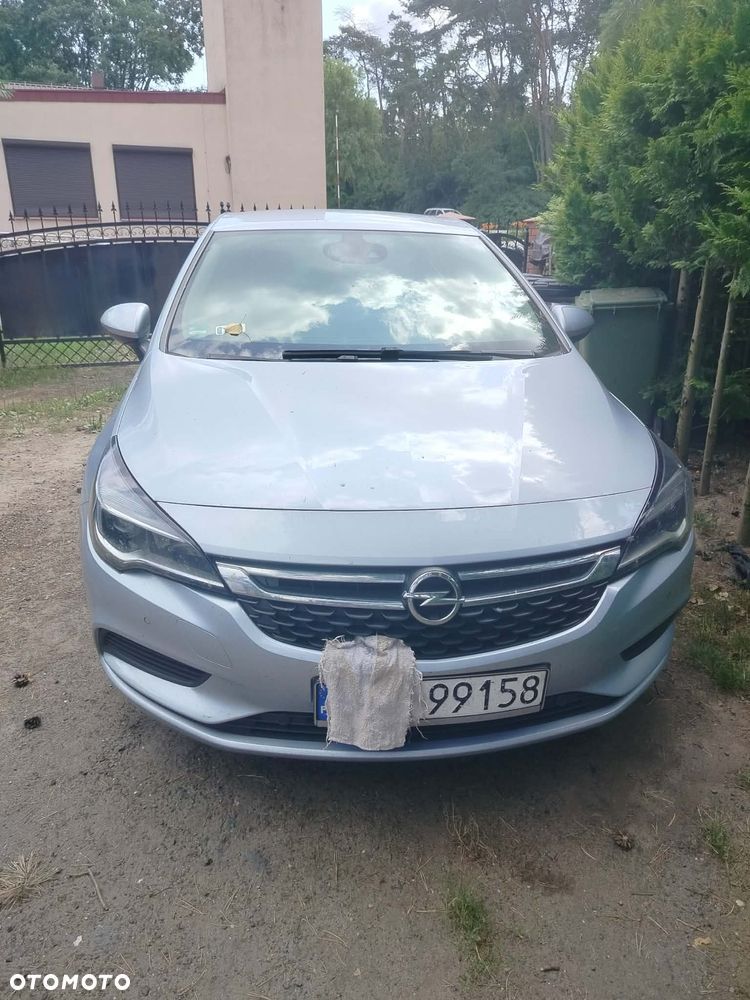 Opel Astra 1.6 D (CDTI) Start/Stop Edition - 2