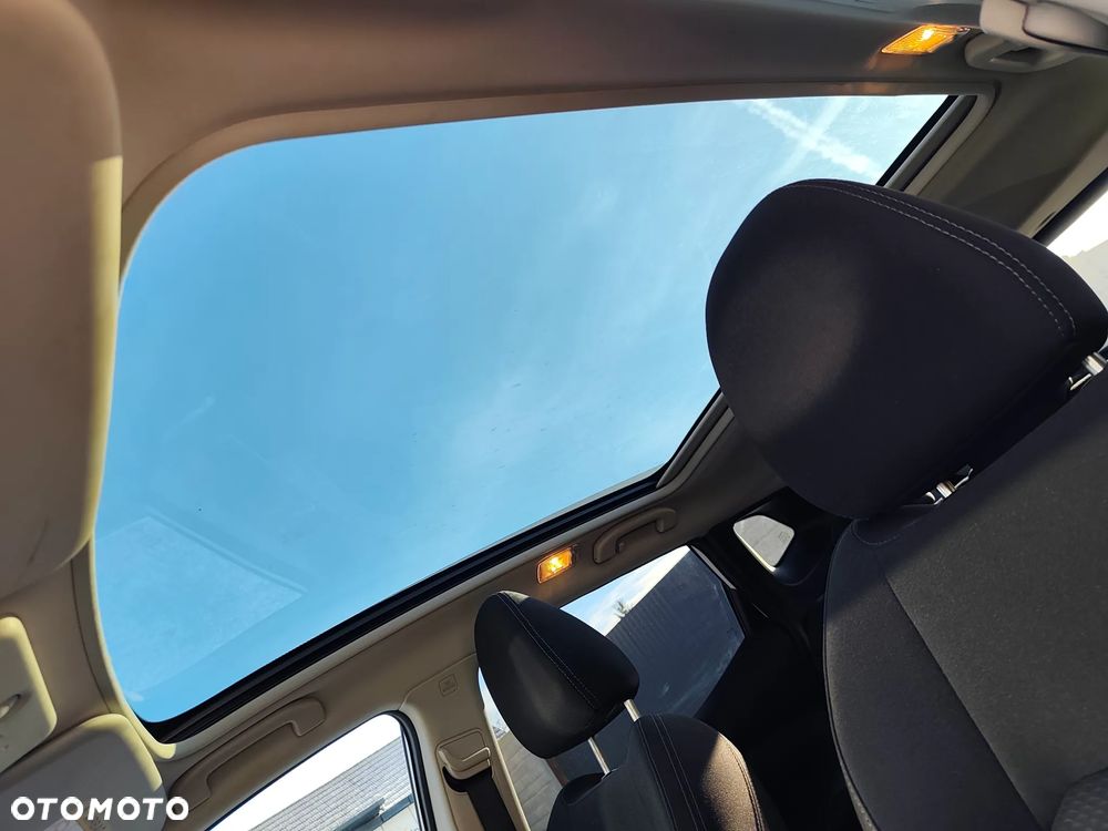 Nissan Qashqai 1.5 dCi TEKNA - 20