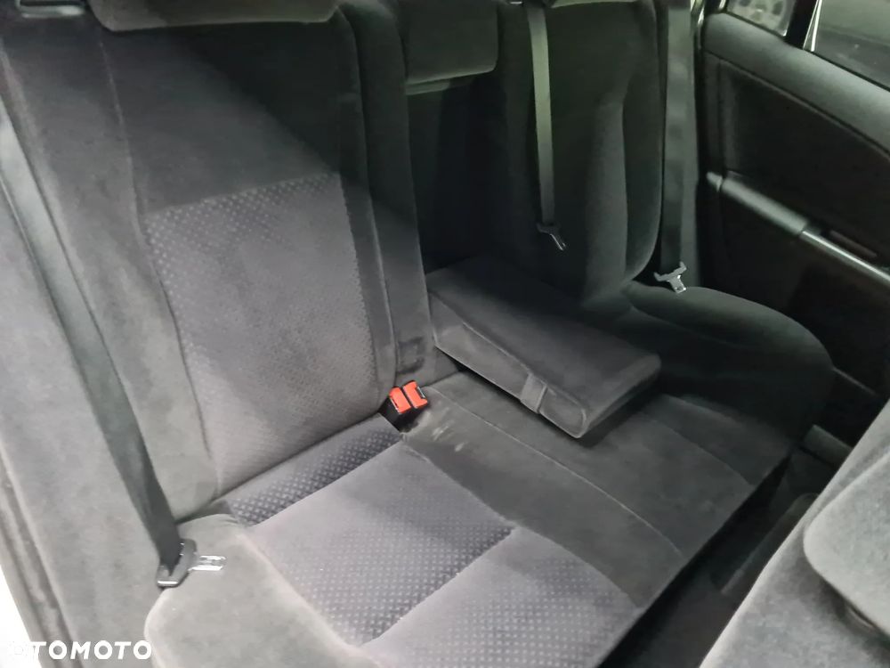 Ford Mondeo 1.8 Ghia X - 25