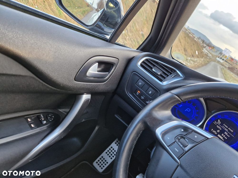 DS Automobiles DS 4 Crossback - 22