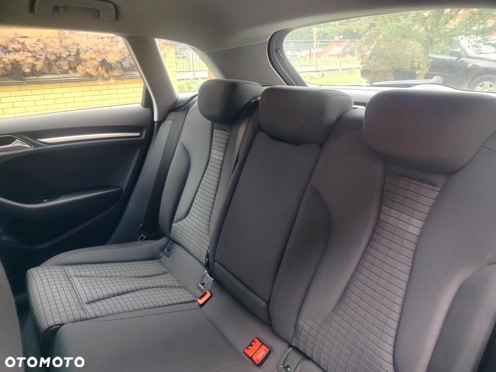 Audi A3 Sportback 35 TFSI Sport S tronic - 18