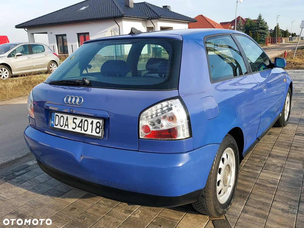 Audi A3 3-drzwiowe 1.6 Ambiente - 12