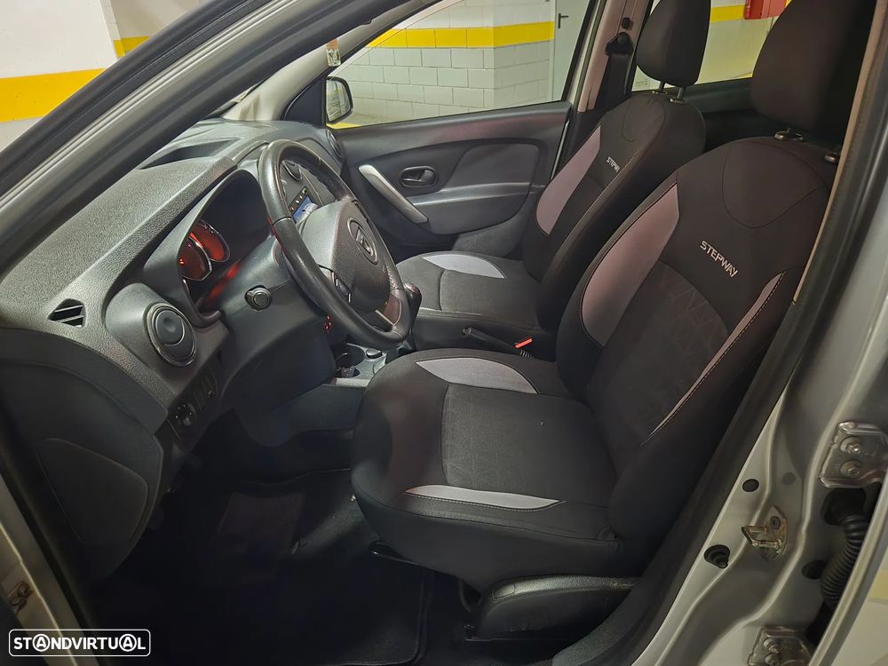Dacia Sandero 0.9 TCe Stepway - 24