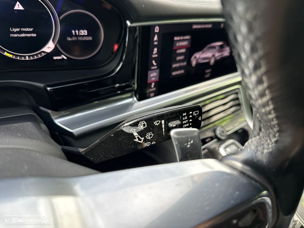 Porsche Panamera Sport Turismo - 18