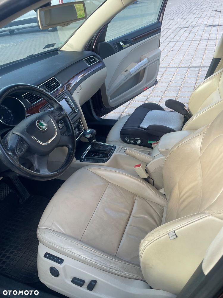 Skoda Superb - 10